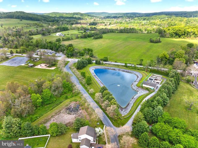 109 LINDLEY LN, Pottstown, PA 19465