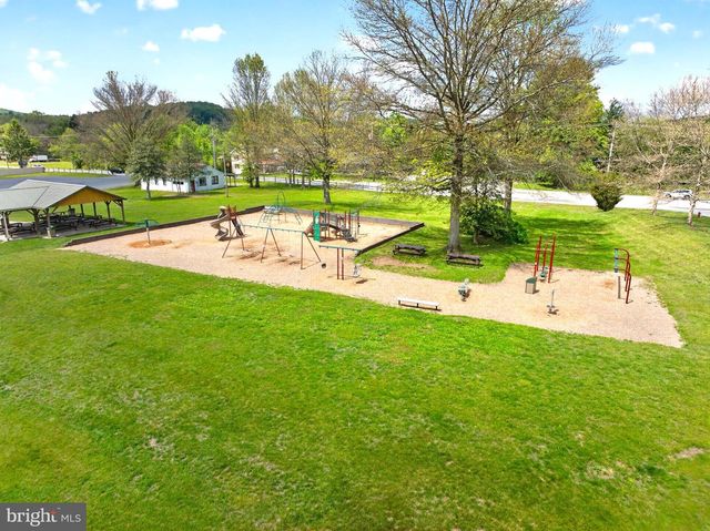 109 LINDLEY LN, Pottstown, PA 19465