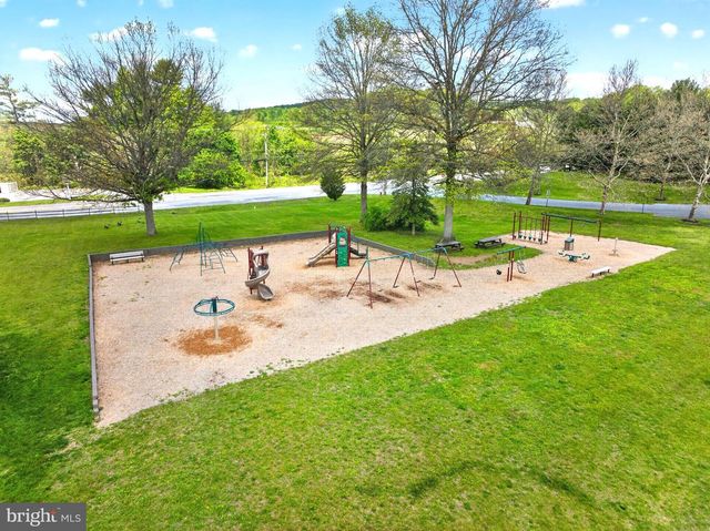 109 LINDLEY LN, Pottstown, PA 19465