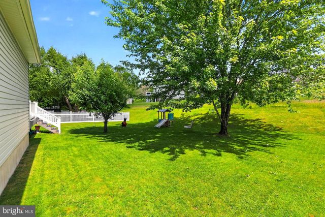109 LINDLEY LN, Pottstown, PA 19465