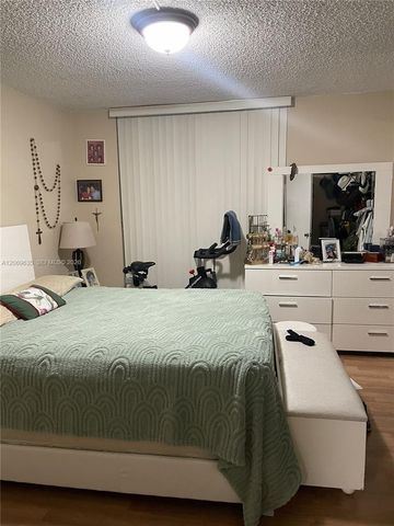 8540 SW 133rd Ave Road 221, Miami, FL 33183