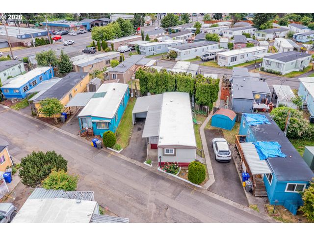 13055 Se STARK St 5, Portland, OR 97233