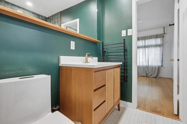 4904 7Th Avenue, Los Angeles, CA 90043