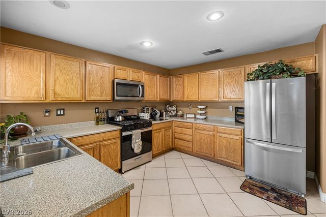 7390 Carrot Ridge Street, Las Vegas, NV 89139