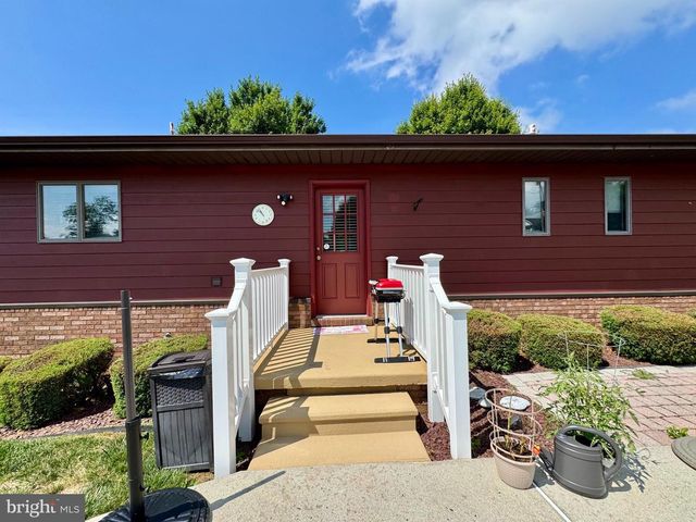 12 JOY DR, North East, MD 21901