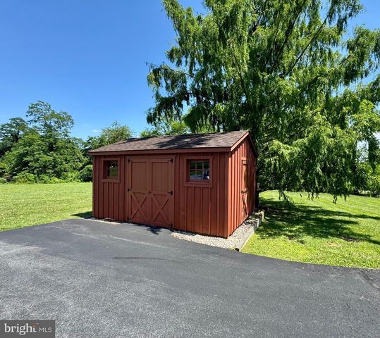 12 JOY DR, North East, MD 21901