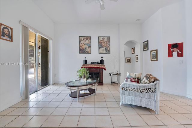 1173 NW 135th Court, Miami, FL 33182