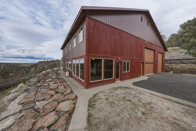 12550 NW Steelhead Falls Drive, Terrebonne, OR 97760