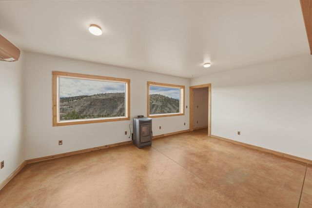 12550 NW Steelhead Falls Drive, Terrebonne, OR 97760