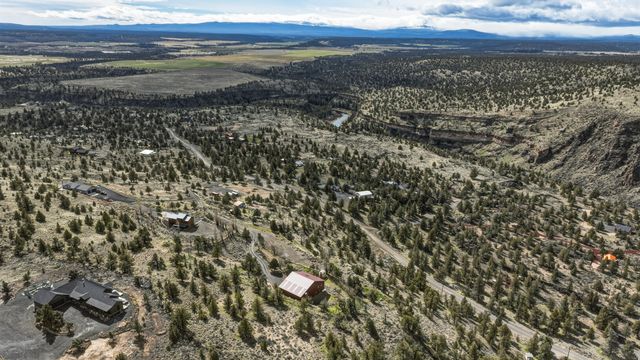 12550 NW Steelhead Falls Drive, Terrebonne, OR 97760