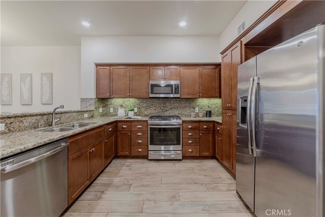 28220 Highridge Road 104, Rancho Palos Verdes, CA 90275