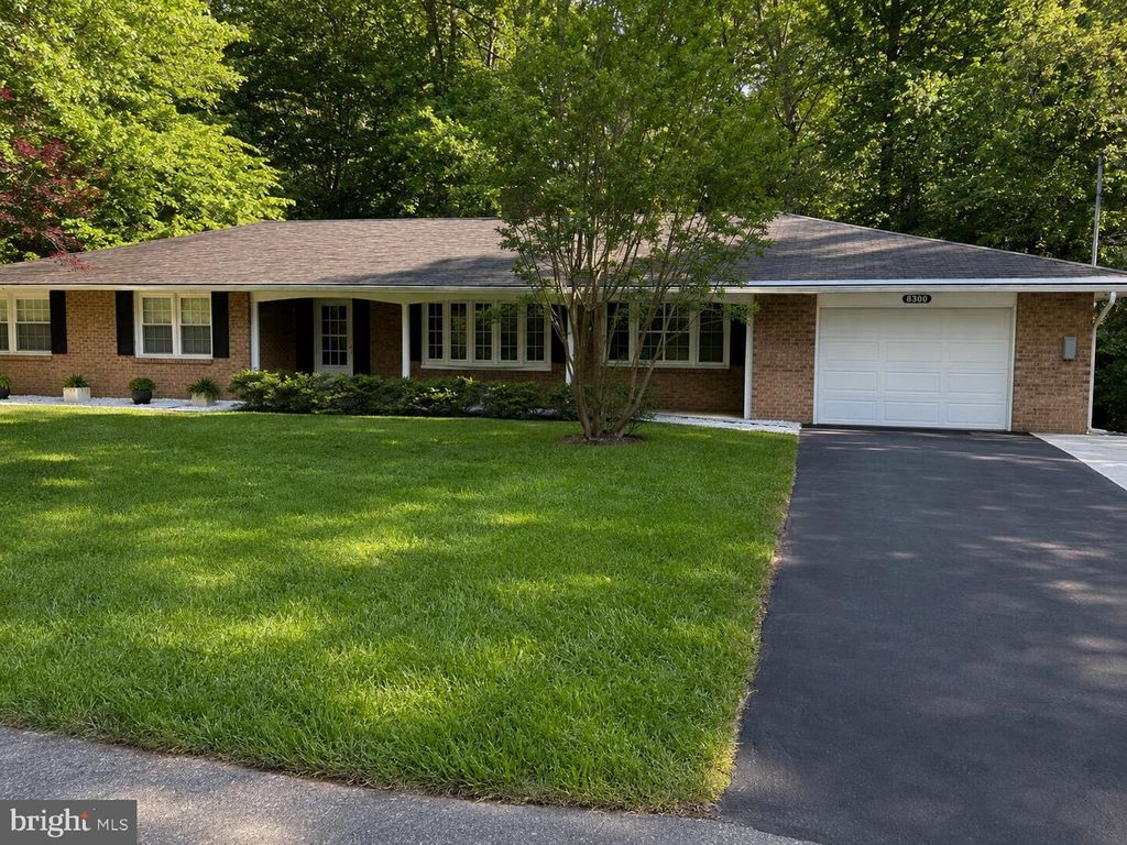 14105 MANCHESTER RD, Upper Marlboro, MD 20774