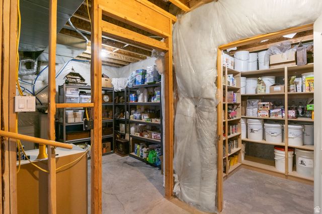 1733 N LYNDI LN, Saratoga Springs, UT 84045