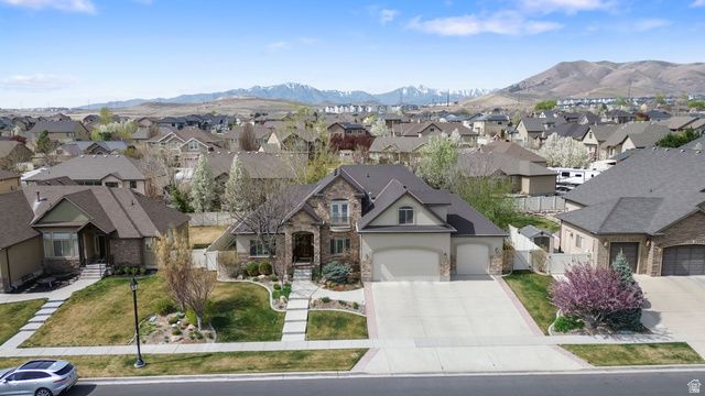 1733 N LYNDI LN, Saratoga Springs, UT 84045