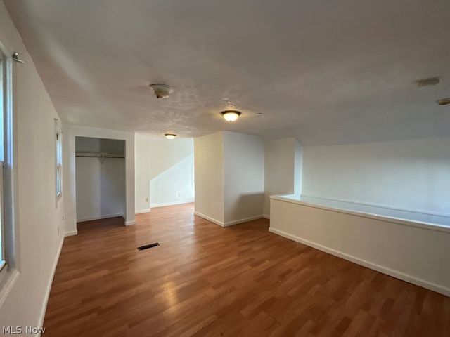 15712 Westview Avenue, Cleveland, OH 44128