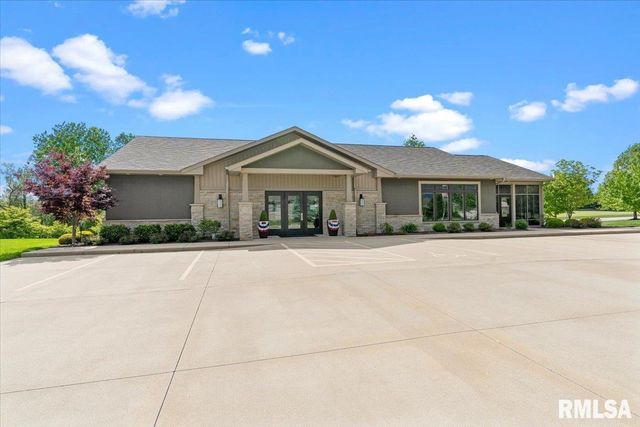 3901 WATERSTONE Way, Springfield, IL 62711