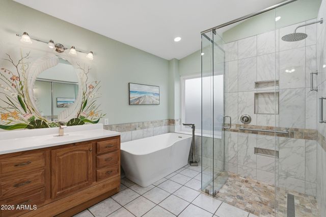 4890 W GERONIMO Street, Chandler, AZ 85226