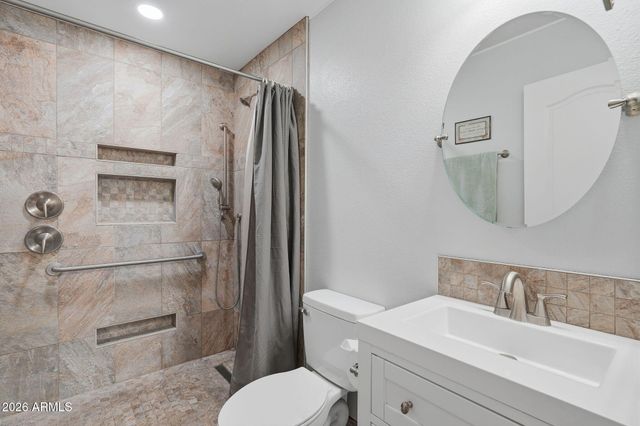 4890 W GERONIMO Street, Chandler, AZ 85226