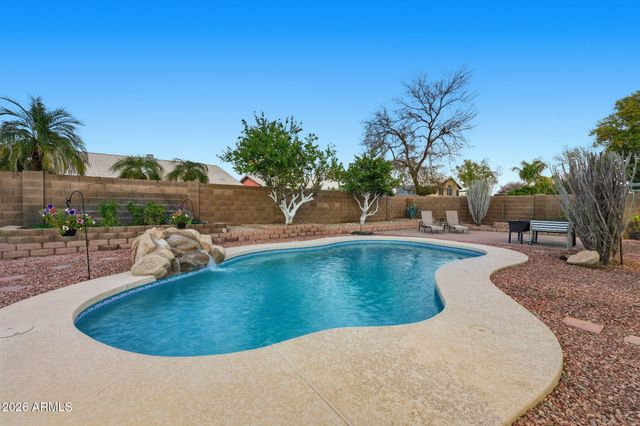 4890 W GERONIMO Street, Chandler, AZ 85226