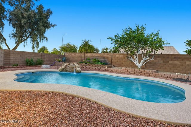 4890 W GERONIMO Street, Chandler, AZ 85226
