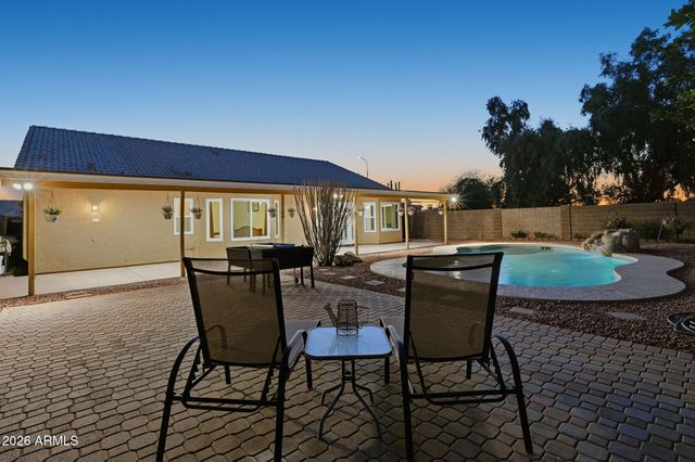 4890 W GERONIMO Street, Chandler, AZ 85226