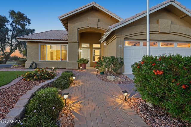 4890 W GERONIMO Street, Chandler, AZ 85226