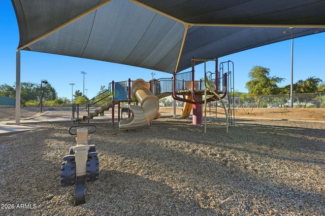 4890 W GERONIMO Street, Chandler, AZ 85226