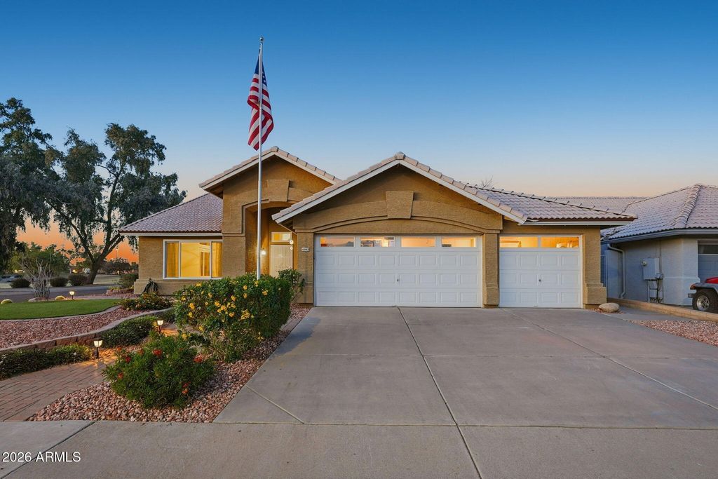 4890 W GERONIMO Street, Chandler, AZ 85226