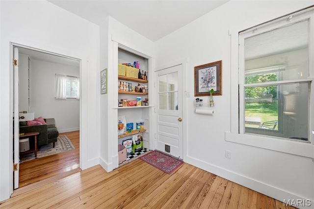 7614 Weaver Avenue, Maplewood, MO 63143