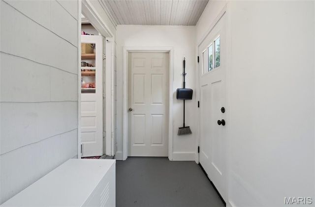 7614 Weaver Avenue, Maplewood, MO 63143