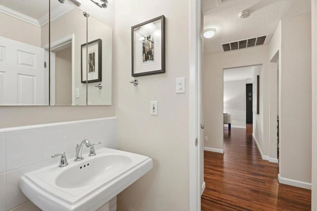 1953 Bohannon Drive, Santa Clara, CA 95050