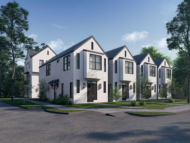 102 E 44th Street C, Houston, TX 77018