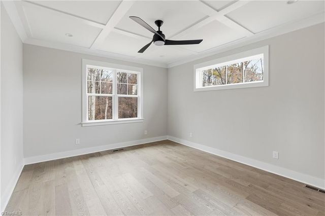 429 Wentworth Drive, Winston-salem, NC 27107