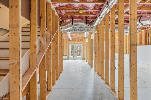 429 Wentworth Drive, Winston-salem, NC 27107