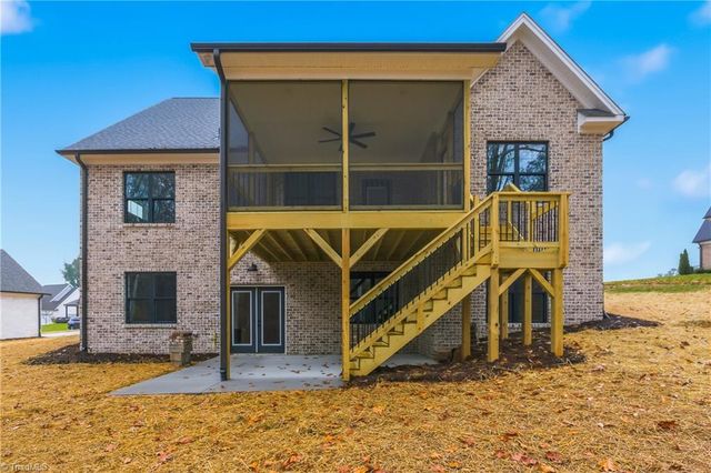 429 Wentworth Drive, Winston-salem, NC 27107