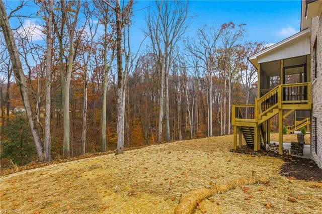 429 Wentworth Drive, Winston-salem, NC 27107