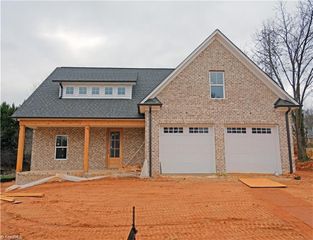 429 Wentworth Drive, Winston-salem, NC 27107