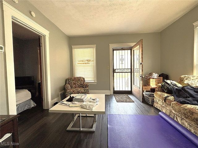 5108 Hamm Avenue, Cleveland, OH 44127