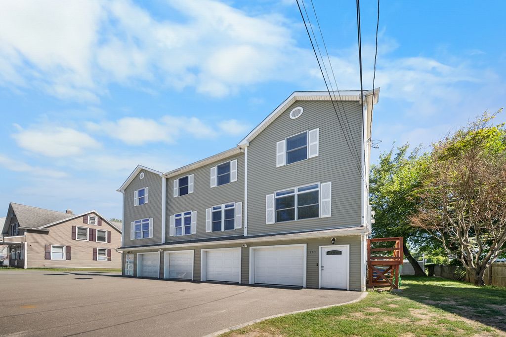 130 Brentwood Avenue, Fairfield, CT 06825