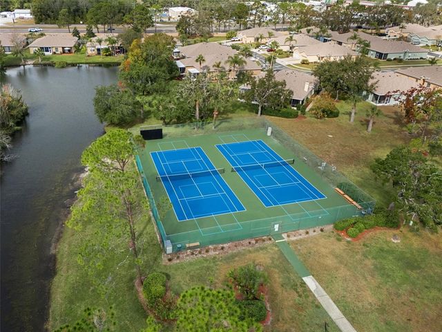 12102 BOYNTON LANE B, New Port Richey, FL 34654