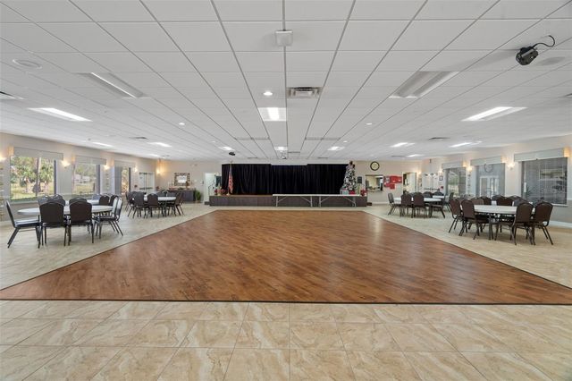 12102 BOYNTON LANE B, New Port Richey, FL 34654