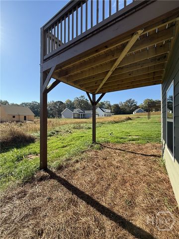 190 Charlotte Circle, Statham, GA 30666