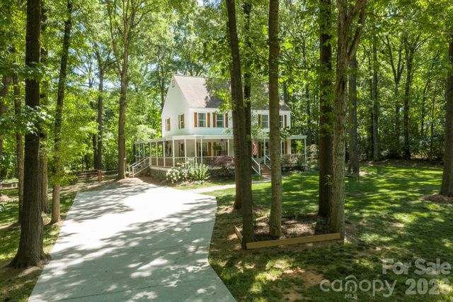 7802 Surry Lane, Indian Trail, NC 28079