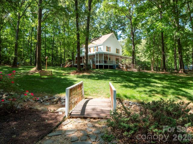 7802 Surry Lane, Indian Trail, NC 28079