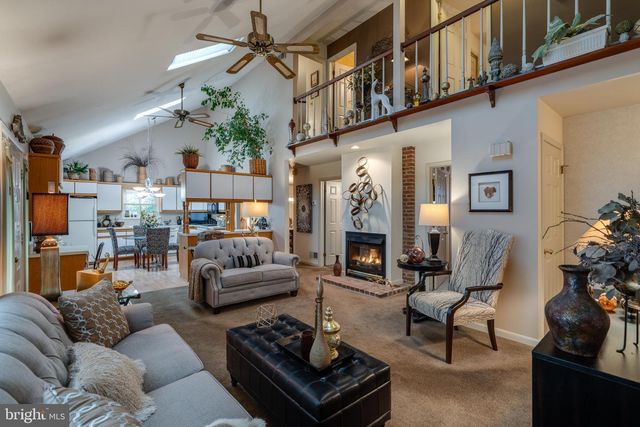 622 SHELLEY CT, Lititz, PA 17543