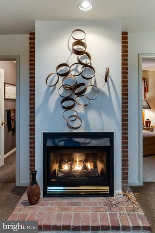 622 SHELLEY CT, Lititz, PA 17543