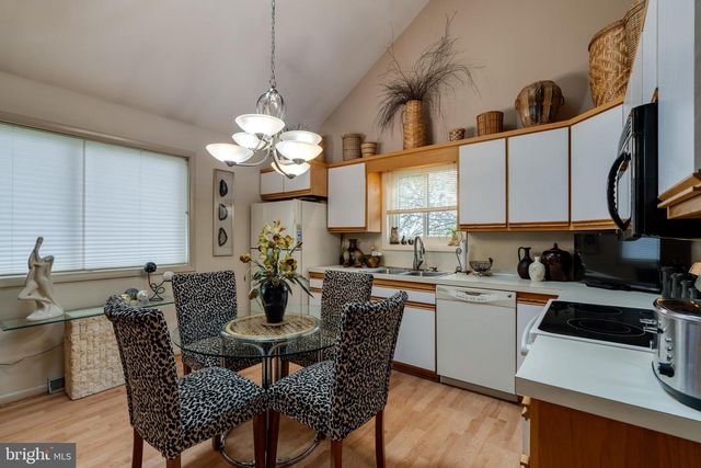 622 SHELLEY CT, Lititz, PA 17543