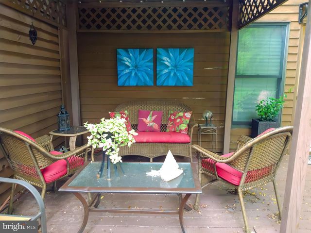 622 SHELLEY CT, Lititz, PA 17543