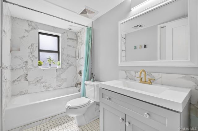 550 115th Street 550D, College Point, NY 11356