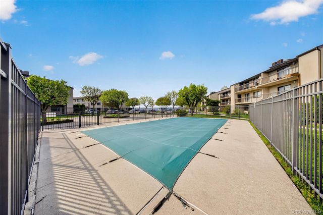 550 115th Street 550D, College Point, NY 11356